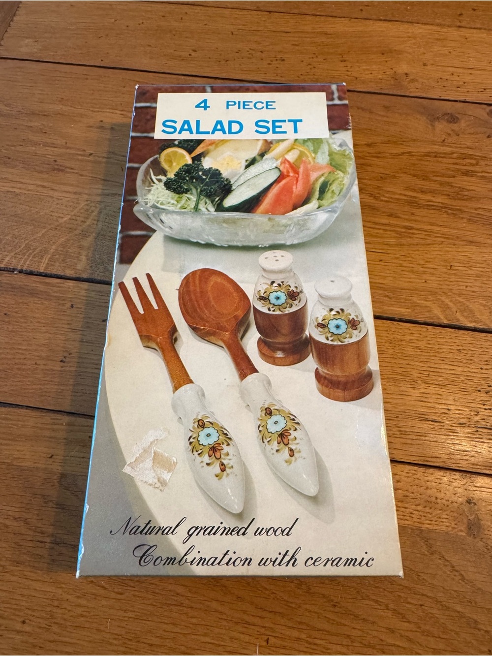 New Vintage 4-Piece Ceramic & Wood Salad Set